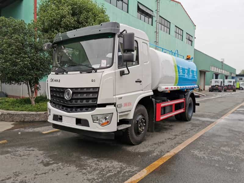 東風(fēng)D3 12噸綠化噴灑車